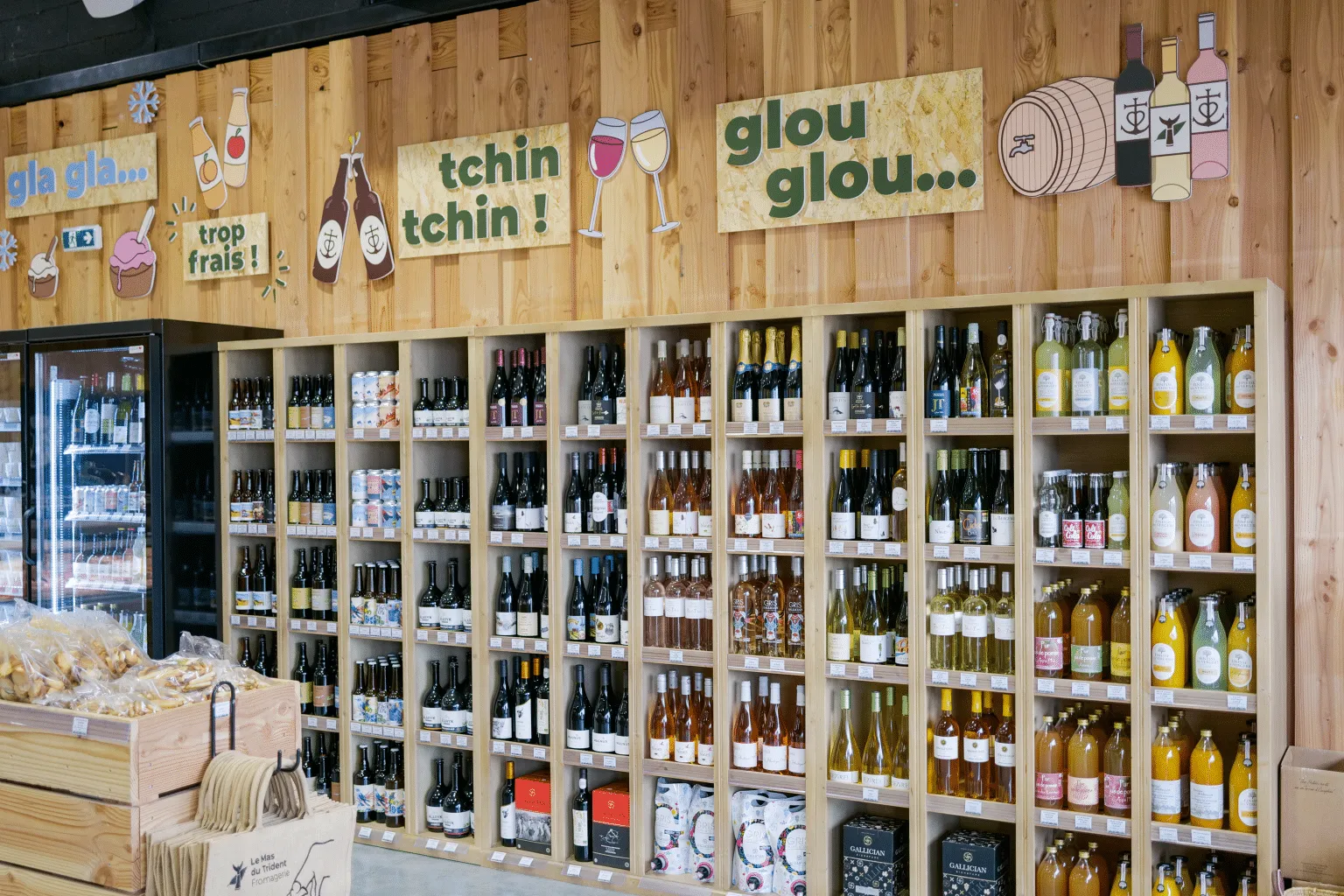 Cave à vins de la fromagerie de Saint-Dionisy